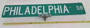 Philadelphia Drive sign