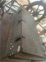 Vintage military crate, with original hardware, 32