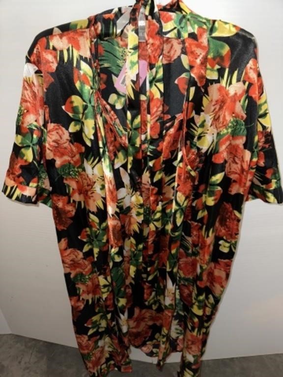 NWT ORANGE FLORAL NIGHTY AND ROBE LARGE