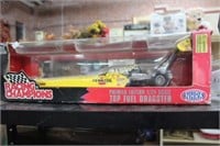RACING CHAMPIONS TOP FUEL DRAGSTER