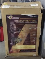 Bowhunter Climbing Tree Stand. Backrest 11" x 17"