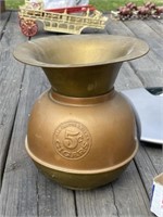 Spittoon