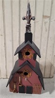 Barn birdhouse