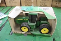 JD 8760 4WD Collector Tractor