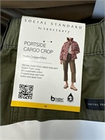 Social Standard crop pant M