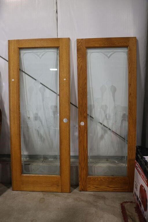 PAIR OF GLASS DOORS