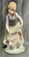 Lladro "Little Girl with Cat" Figurine
