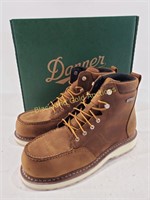 New Men's 9.5D Danner Cedar River Boots