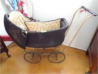 Antique Wicker baby carriage