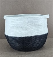 Black & White Wooven Flowerpot