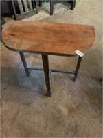 Wooden Duncan Phyfe Style Table- sizes in pics