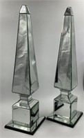 Mirrored Obelisks - Obeliscos Espelhados