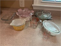 Pyrex & Corning Glass Bakeware & Cookware