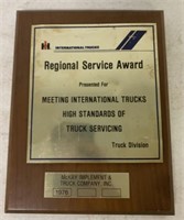 1976 IH Regional Service Award Plaque