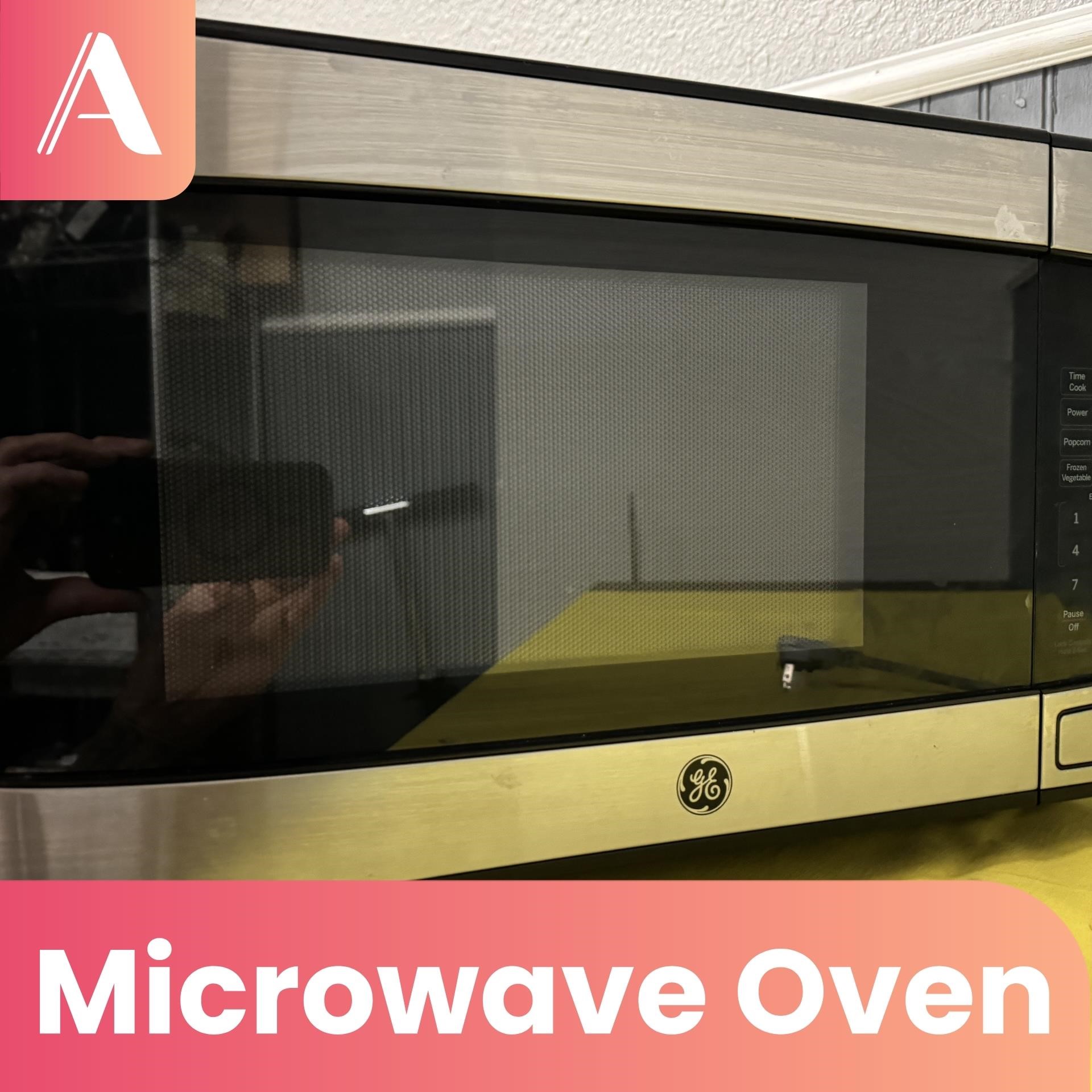 GE Microwave Oven