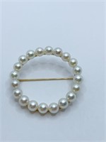 1 1/2 ROUND PEARL PIN W/ 14K GOLD SETTING AND