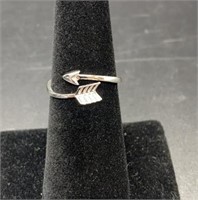 Sterling Silver Arrow Ring. Size 6.