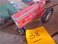 Tru Scale Toy Tractor