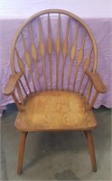 Vintage Colonial-style spindle back arm chair