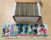 (~259) 1975 TOPPS FOOTBALL CARDS