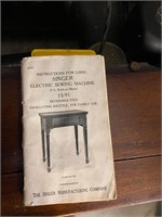 1948 Singer 15-91 Electric Sewing Machine