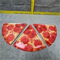 3 Plastic Pizza Slice Plates