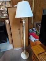 VTG White Floor Lamp