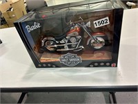 Harley Davidson 99704-00V Barbie MC