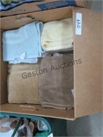 BOX OF CLEAN TOWELS