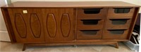 L -1960  MCM WALNUT DRESSER BY YOUNG MANUFACTURING