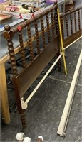 Wooden Spindle Type Head & Footboard Twin & Metal