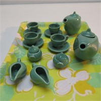 (14) PC DOLL SIZE GREEN POTTERY TEA SET. VERY