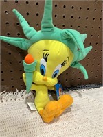Toy Pluah- statue of liberty Tweety Bird