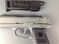 Ruger P94 Pistol w. Clip & Case