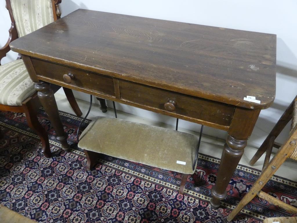 ANTIQUE 2 DRAWER. WRITING DESK