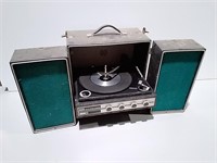 Suitcase  Philco Turntable -Doesn't Appear to Work