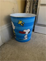 Vintage Charlie Brown & Snoopy Plastic Trash Can