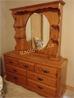 Mirror Dresser