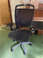 Mesh high back office chair