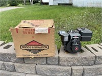 BRIGGS AND STRATTON ENGINE WITH BOX