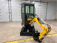 Mini Excavator- QH13R- NO RESERVE