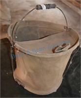 WW2 folding army water bucket