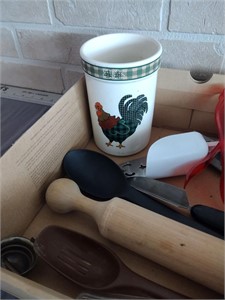 Various Cooking utensils Ceramic Vase Rooster Dish