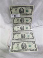 (5) $2 BILLS WITH CONSECUTIVE SERIAL NUMBERS