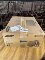 SAMSUNG 22" WIDE TFT-LCD MONITOR (NIB)