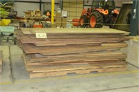 B23 Pallet of Misc Plywood