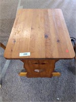 18" W x 18" T Table