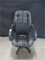 BLACK LEATHER OFFICE CHAIR ON WHEELS
