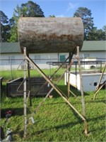 1368) 300 gallon fuel tank and stand