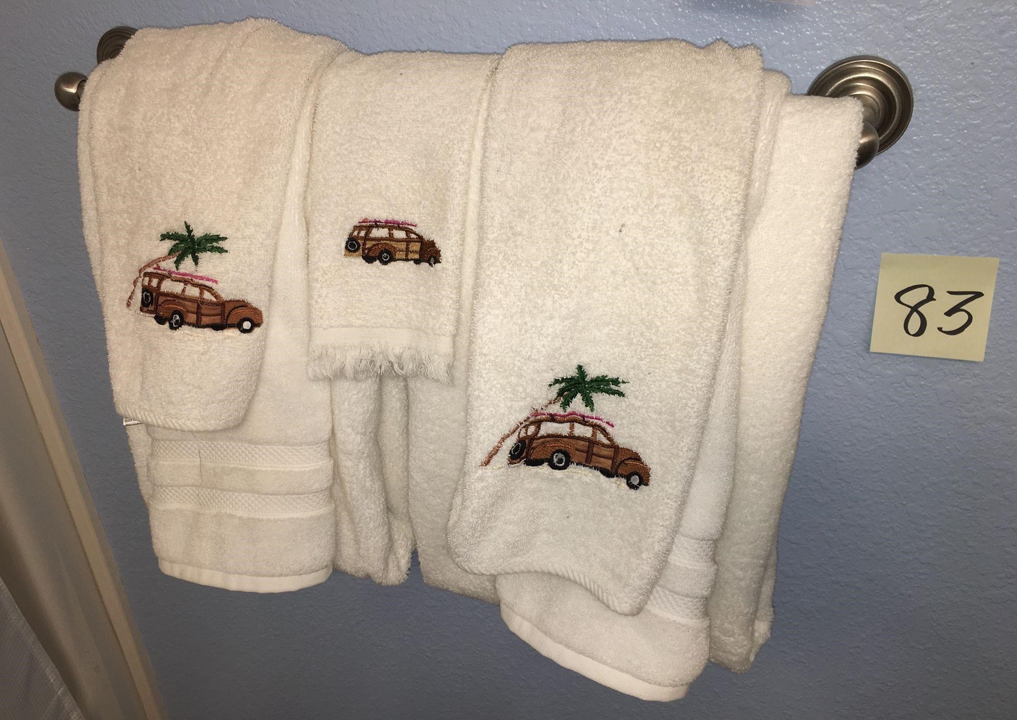 Embroidered Towel Set